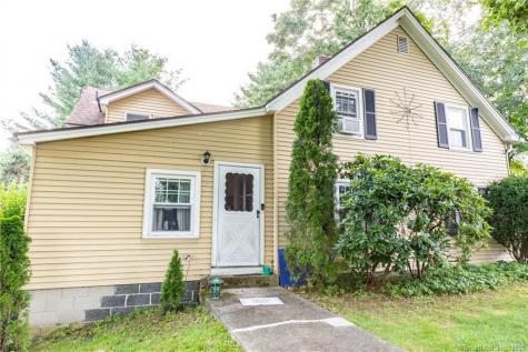281 Watertown Road Middlebury CT 06762