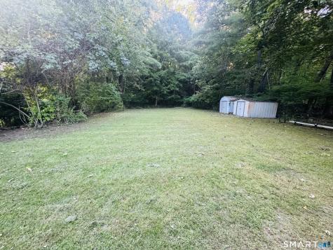 11 Ash Street Putnam CT 06260