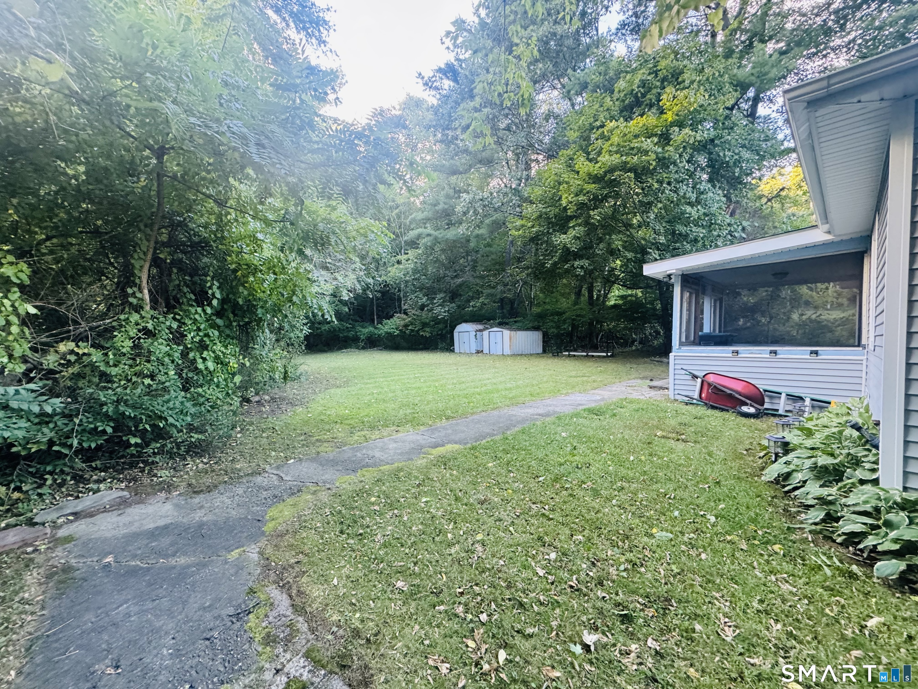 11 Ash Street Putnam CT 06260