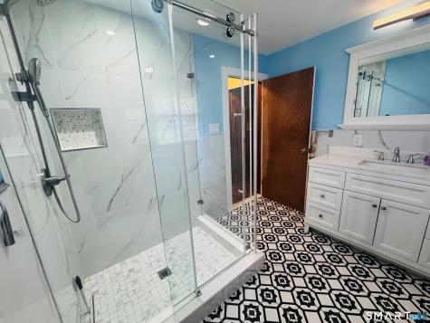 11 Ash Street Putnam CT 06260