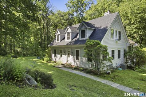 51 Mamanasco Road Ridgefield CT 06877