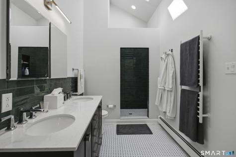 51 Mamanasco Road Ridgefield CT 06877