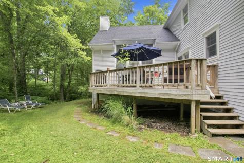 51 Mamanasco Road Ridgefield CT 06877