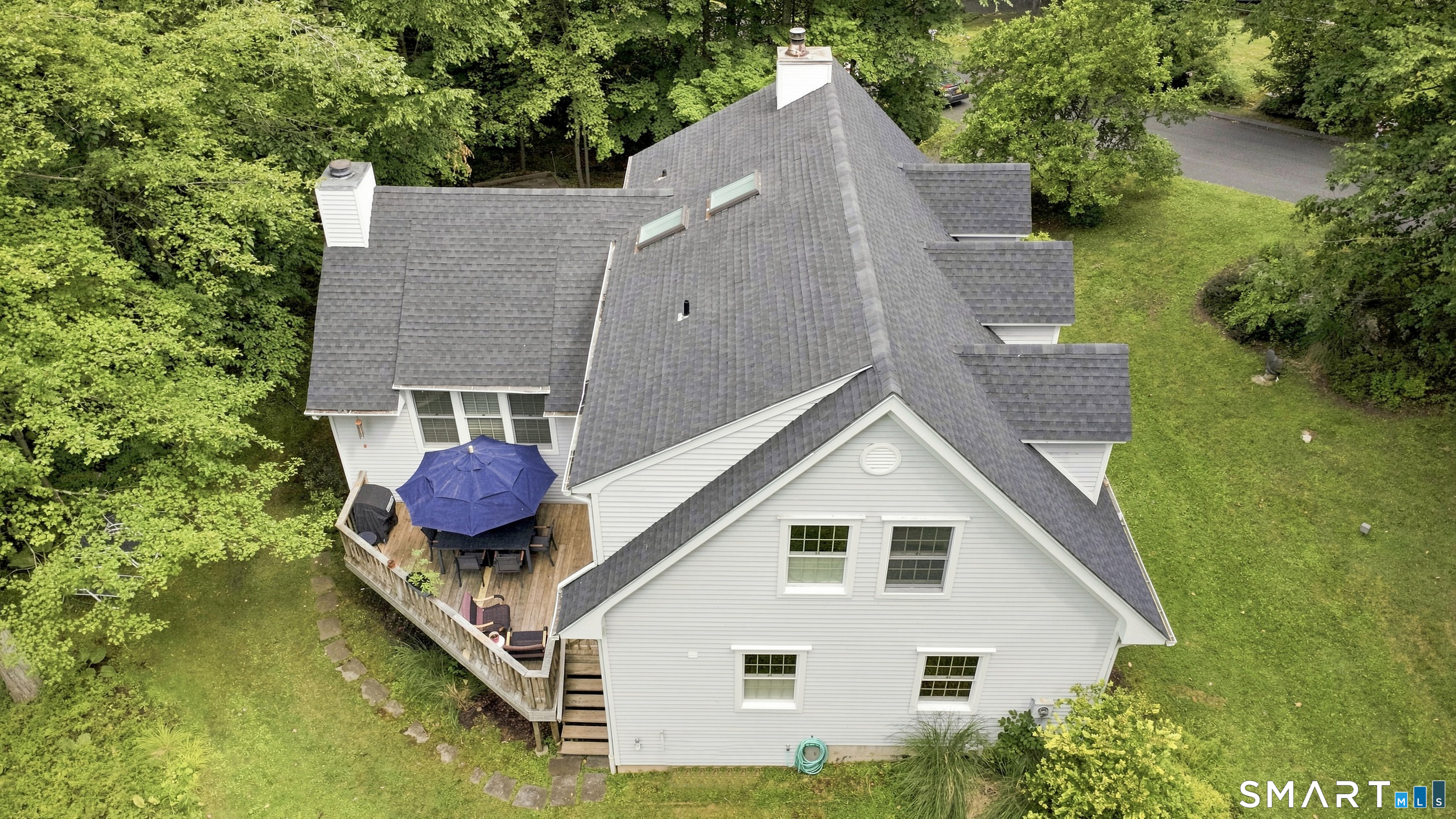 51 Mamanasco Road Ridgefield CT 06877