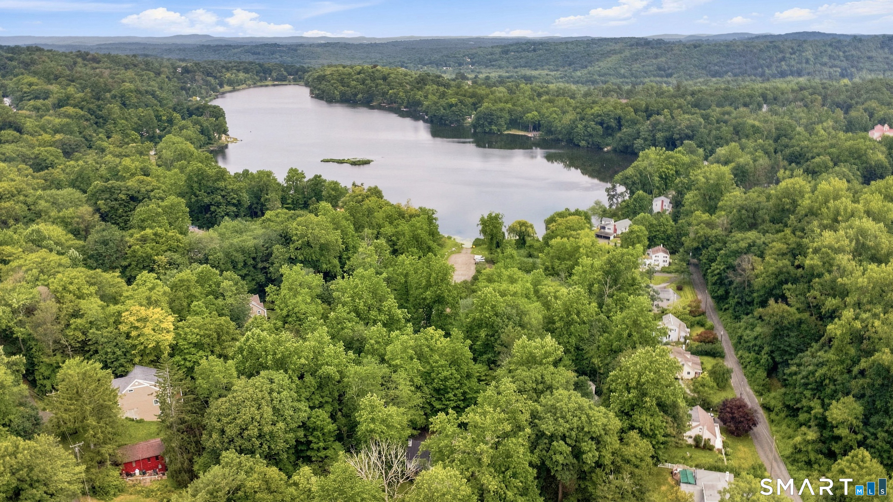 51 Mamanasco Road Ridgefield CT 06877