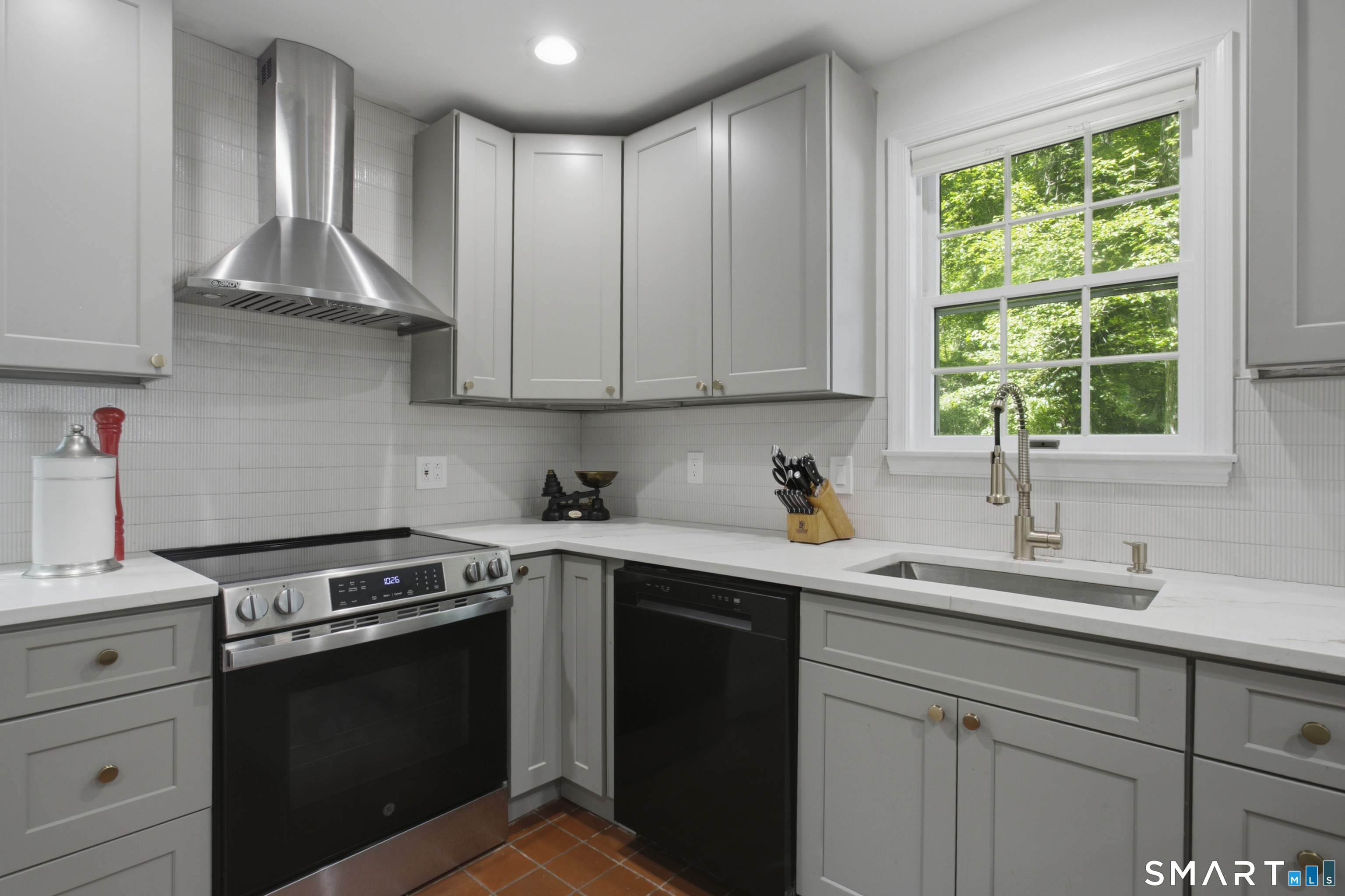51 Mamanasco Road Ridgefield CT 06877