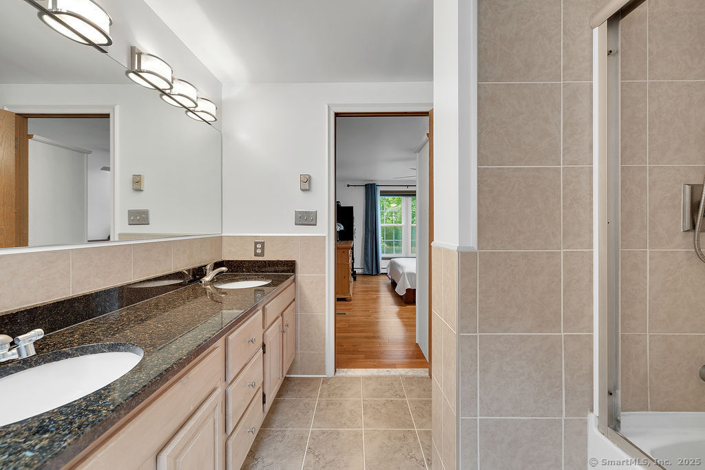 18 Outlook Road New Milford CT 06776