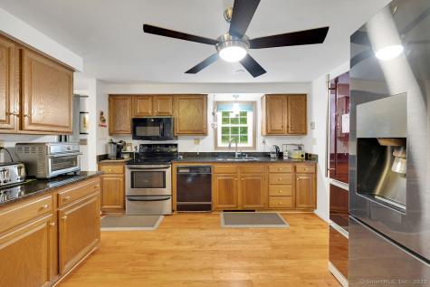 18 Outlook Road New Milford CT 06776