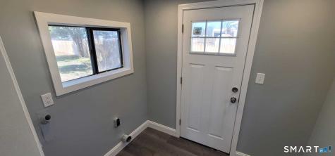 11 Vergennes Court Groton CT 06340