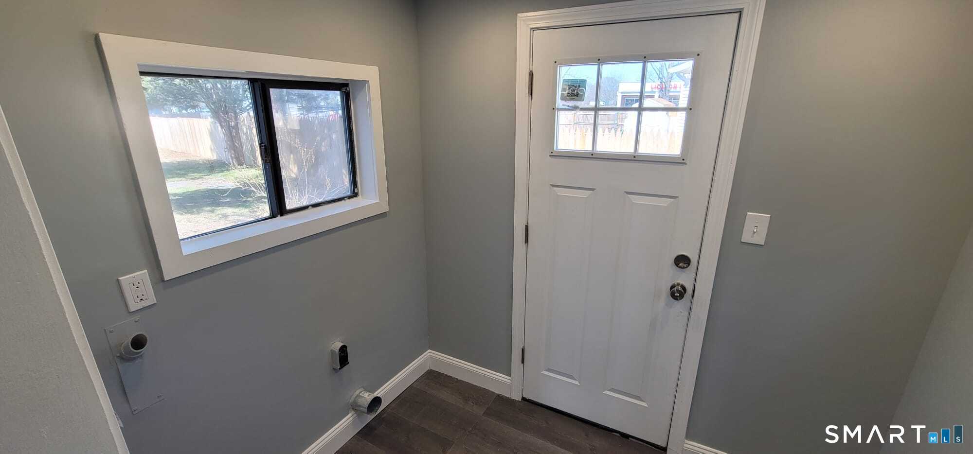 11 Vergennes Court Groton CT 06340