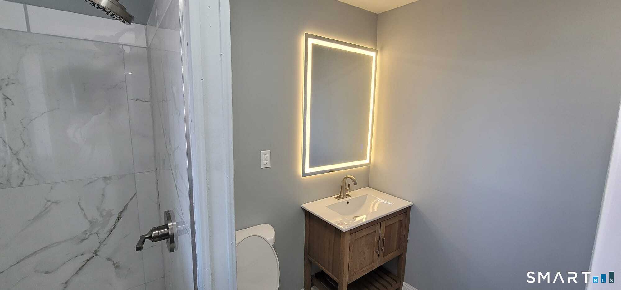 11 Vergennes Court Groton CT 06340