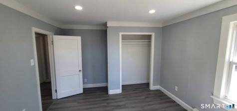 11 Vergennes Court Groton CT 06340