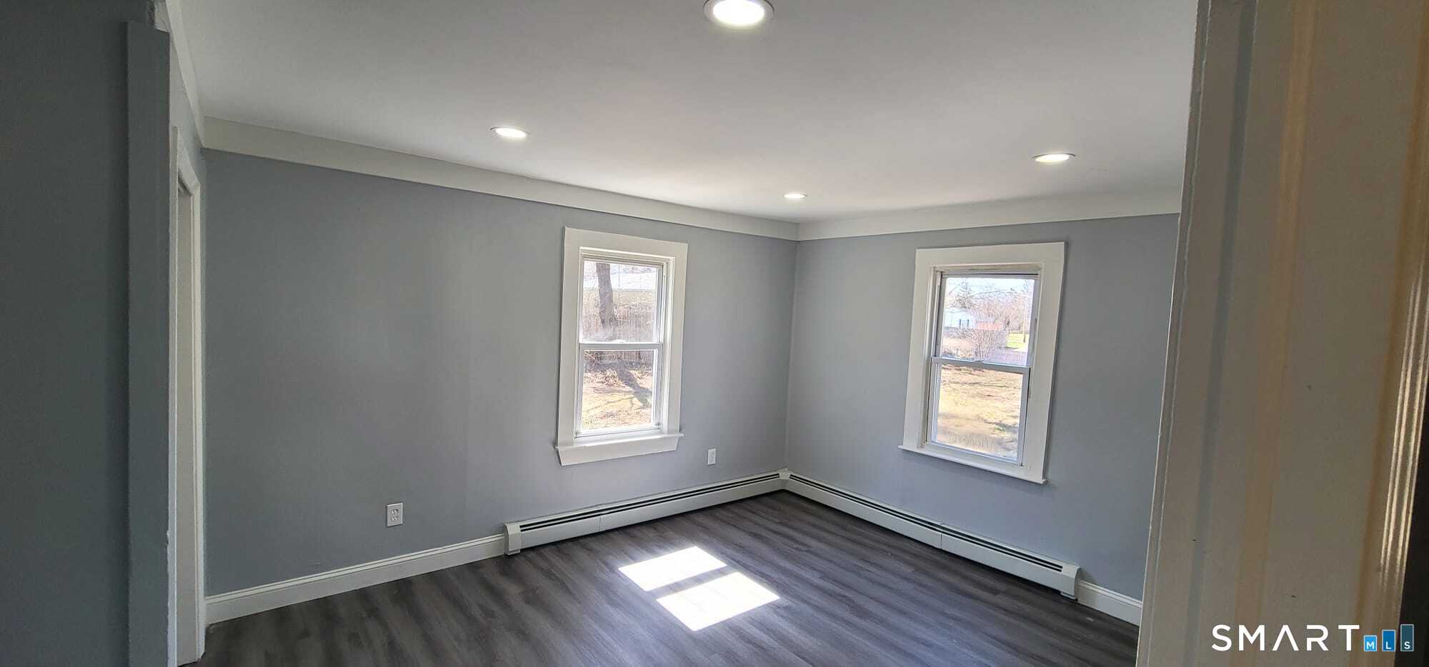 11 Vergennes Court Groton CT 06340