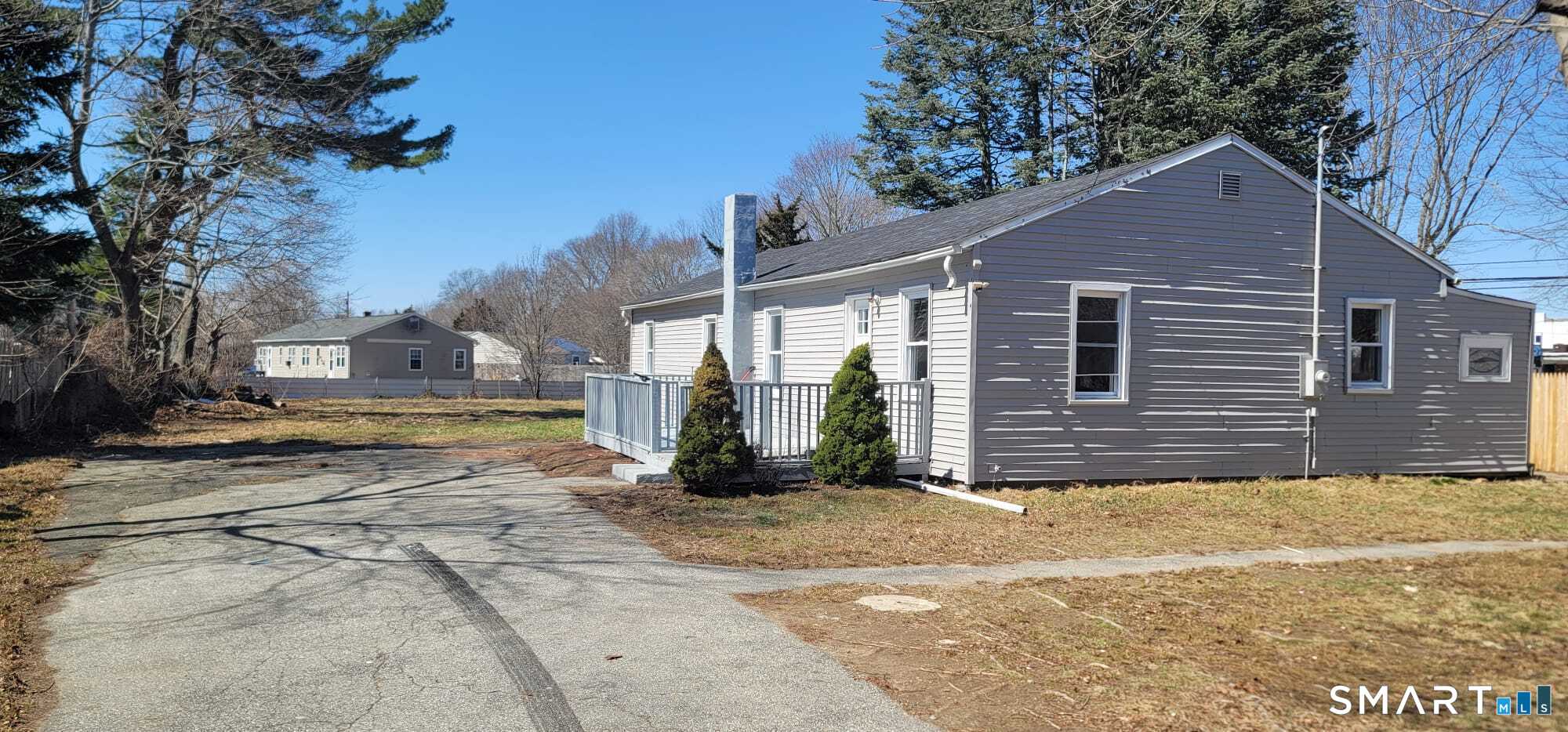11 Vergennes Court Groton CT 06340