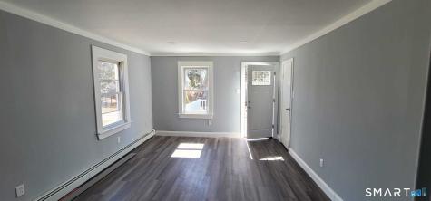 11 Vergennes Court Groton CT 06340