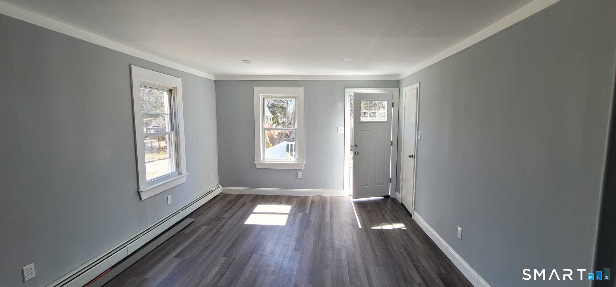 11 Vergennes Court Groton CT 06340