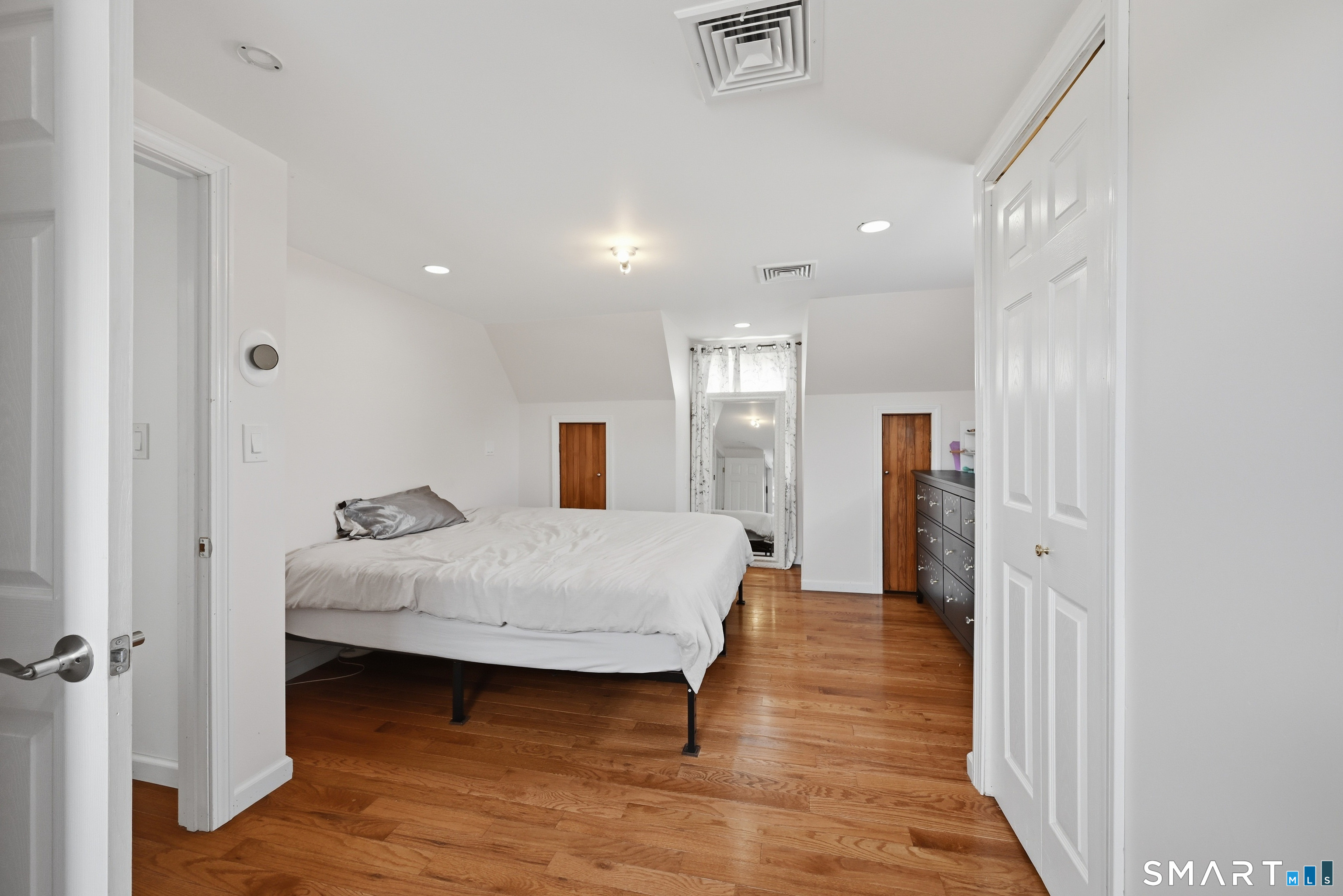 5 Victor Street East Haven CT 06512
