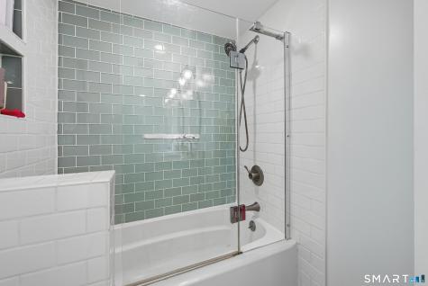 5 Victor Street East Haven CT 06512