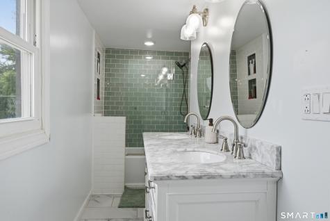 5 Victor Street East Haven CT 06512