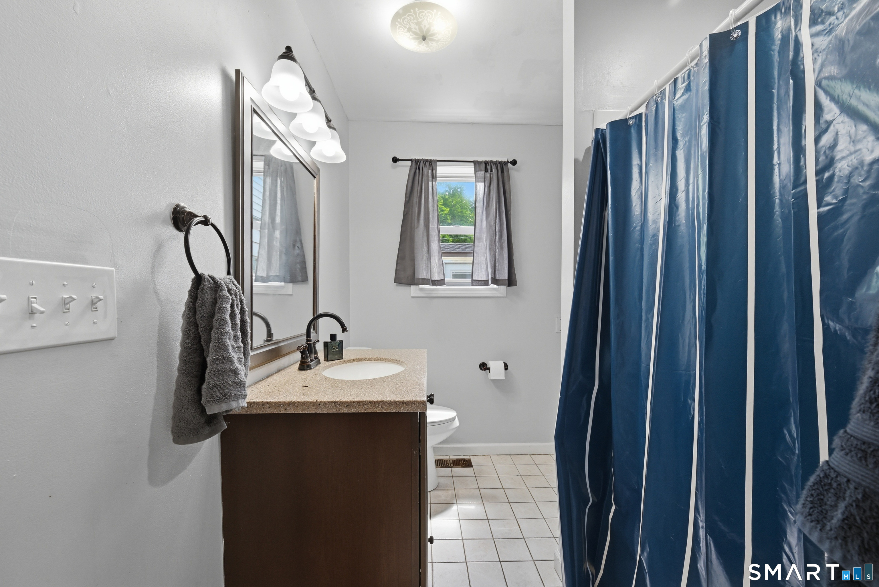 5 Victor Street East Haven CT 06512