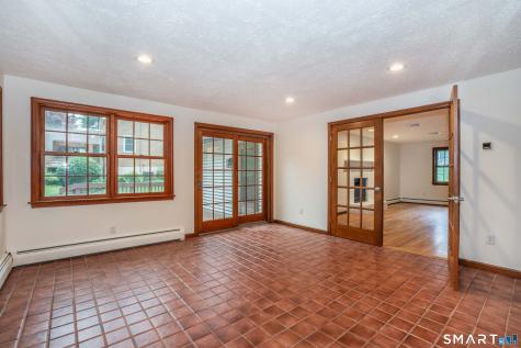 182 Valley View Road Manchester CT 06040