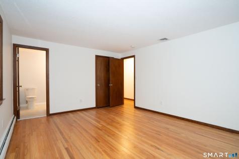 182 Valley View Road Manchester CT 06040