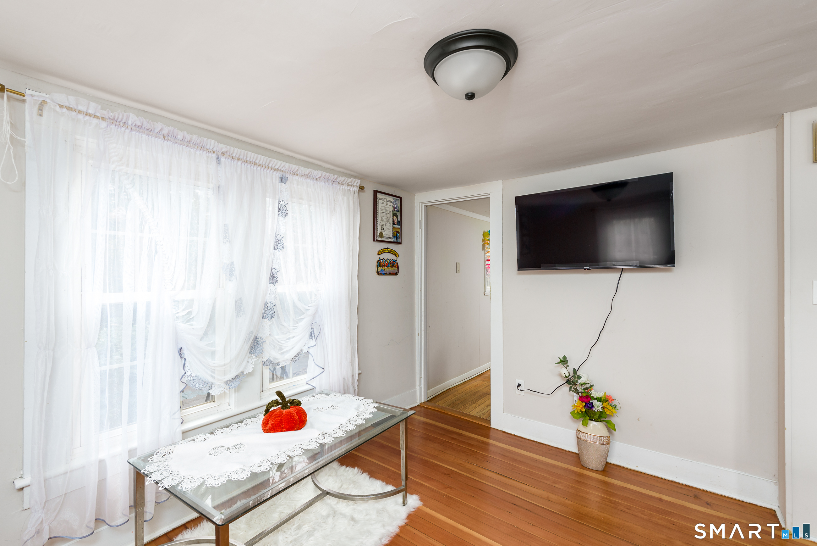 208 Thornbush Road Wethersfield CT 06109