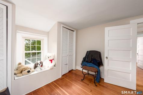 208 Thornbush Road Wethersfield CT 06109