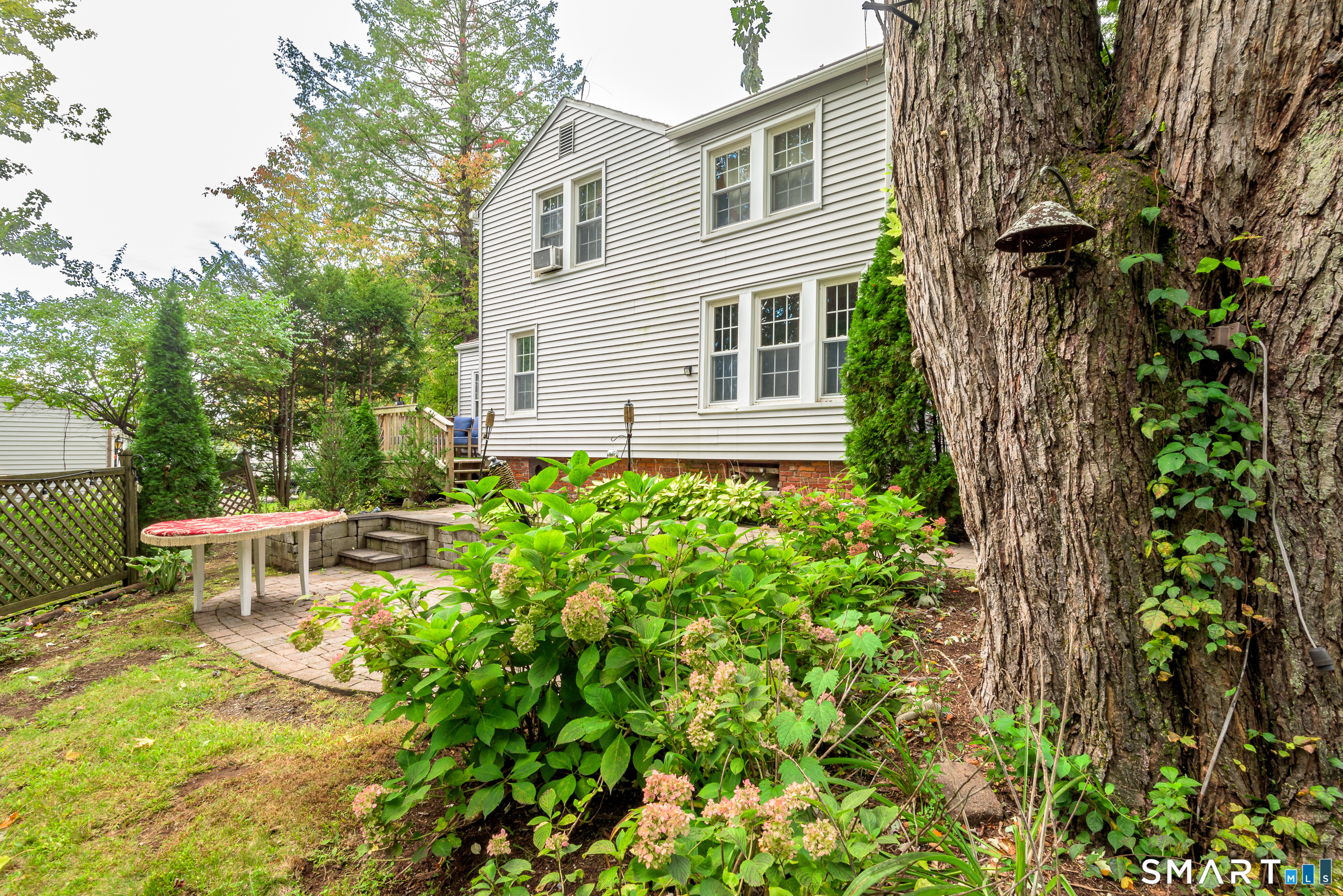 208 Thornbush Road Wethersfield CT 06109