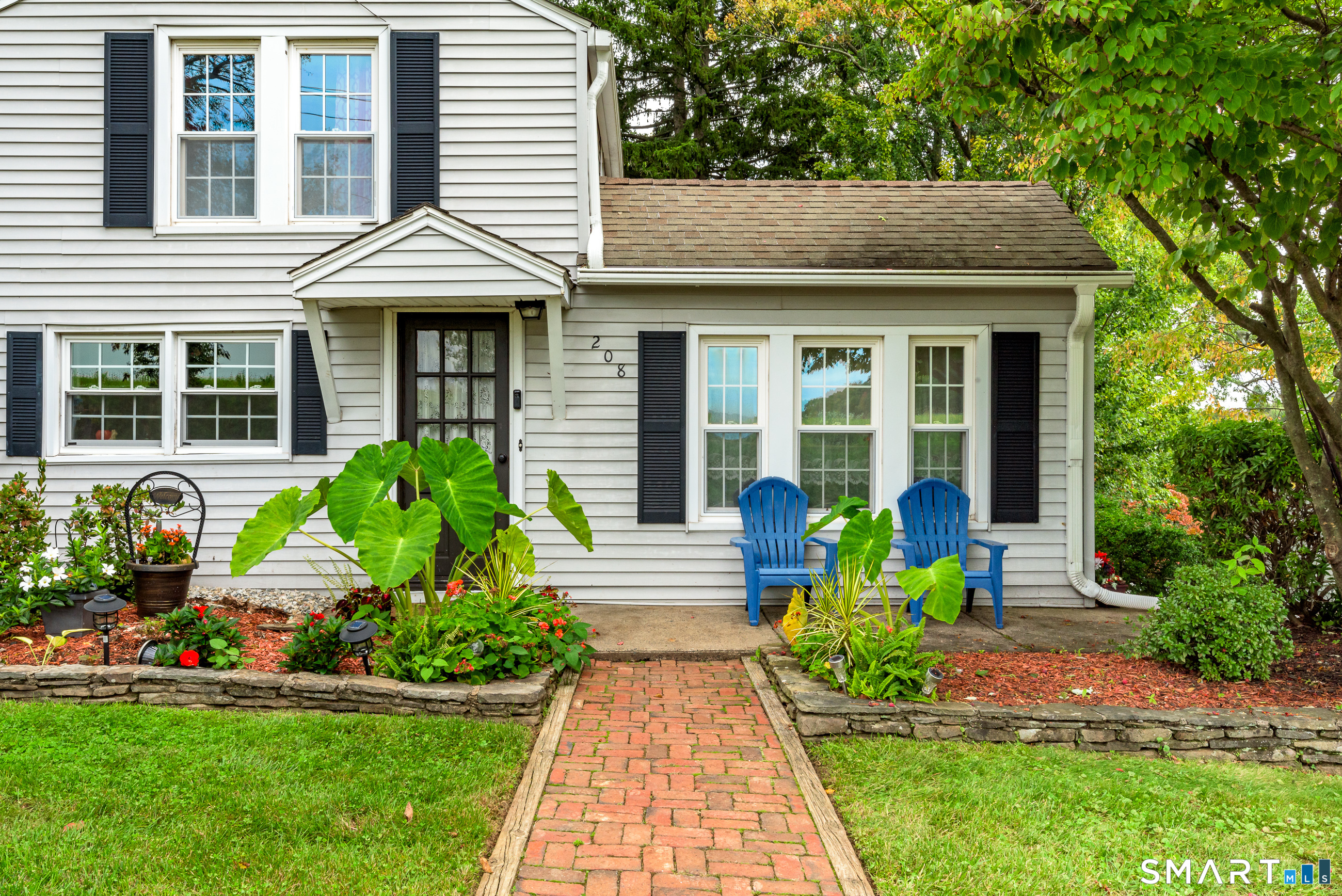 208 Thornbush Road Wethersfield CT 06109