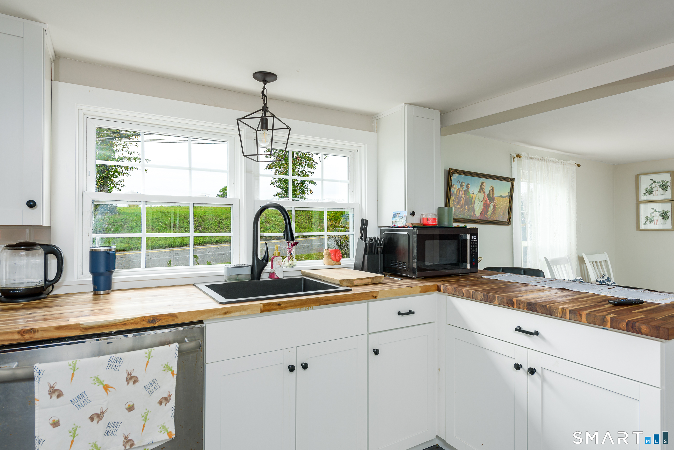 208 Thornbush Road Wethersfield CT 06109