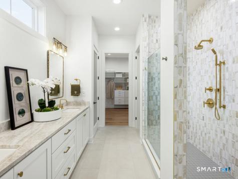 14 Holly Ridge Way Danbury CT 06810