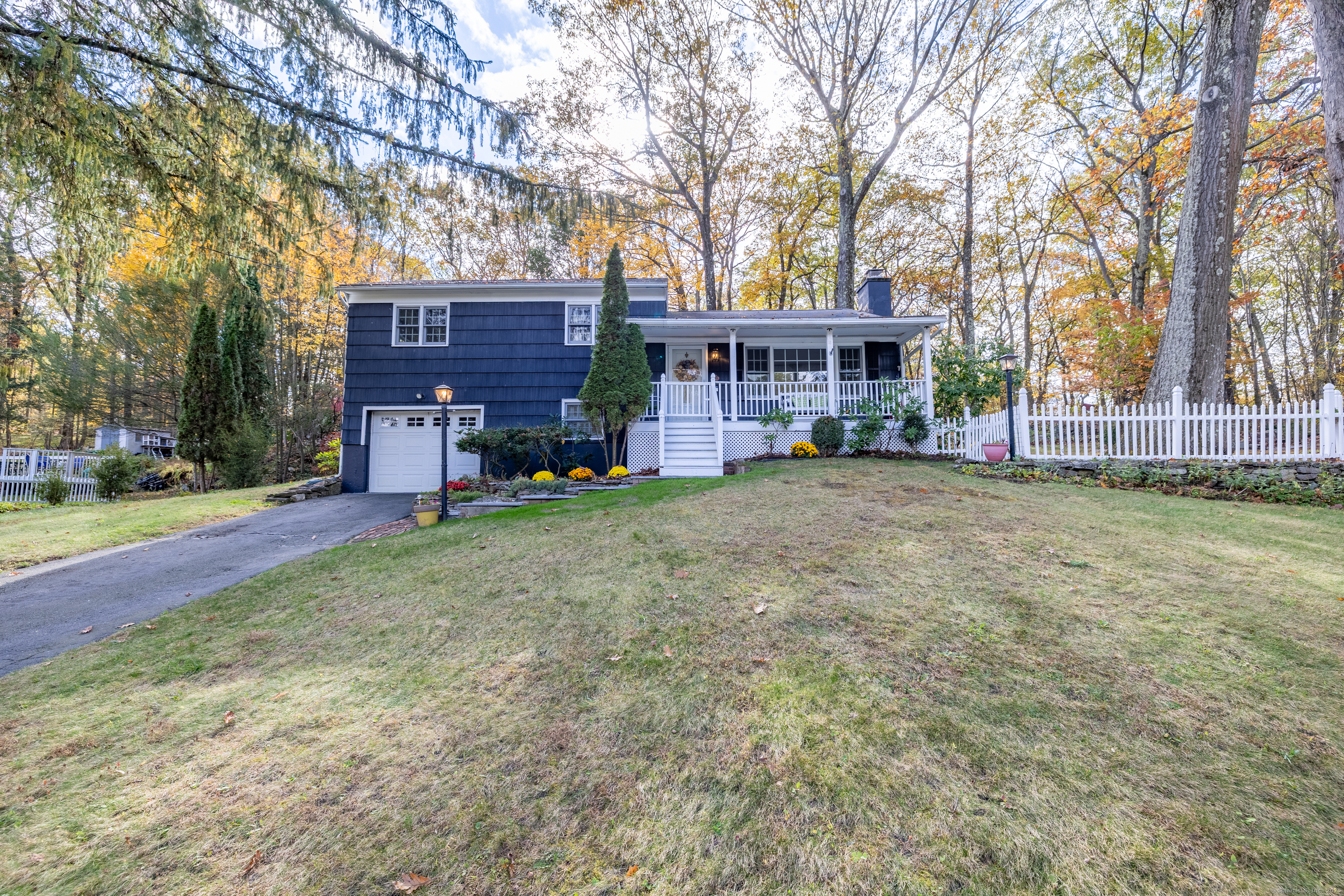 32 Dana Road Danbury CT 06811