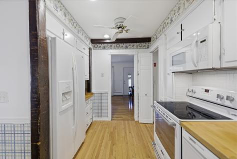 32 Dana Road Danbury CT 06811