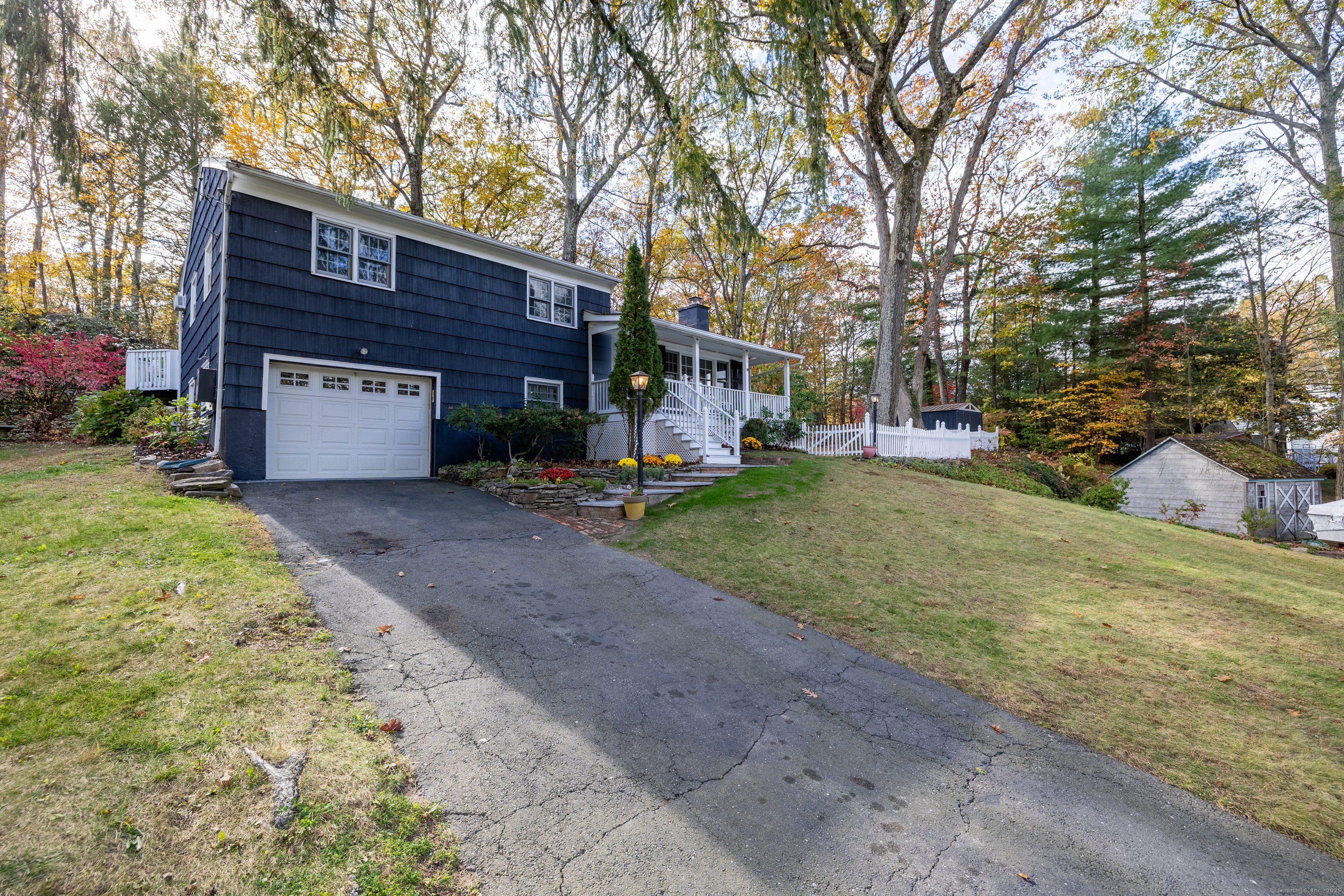 32 Dana Road Danbury CT 06811