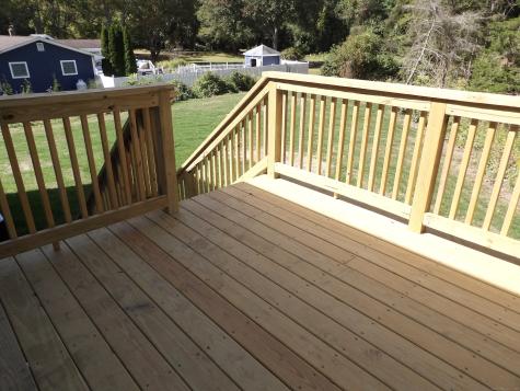 13 Dayton Road Waterford CT 06385