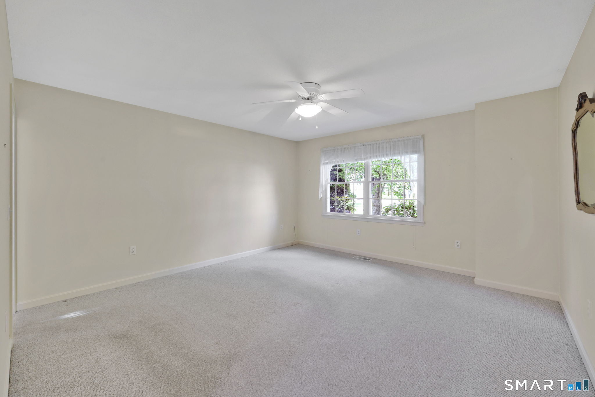 10 Knollwood Circle Enfield CT 06082