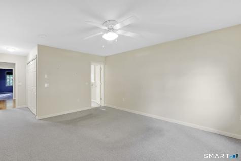 10 Knollwood Circle Enfield CT 06082