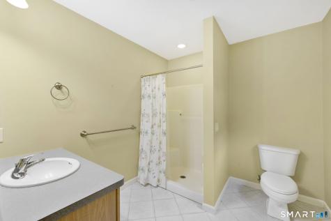 10 Knollwood Circle Enfield CT 06082