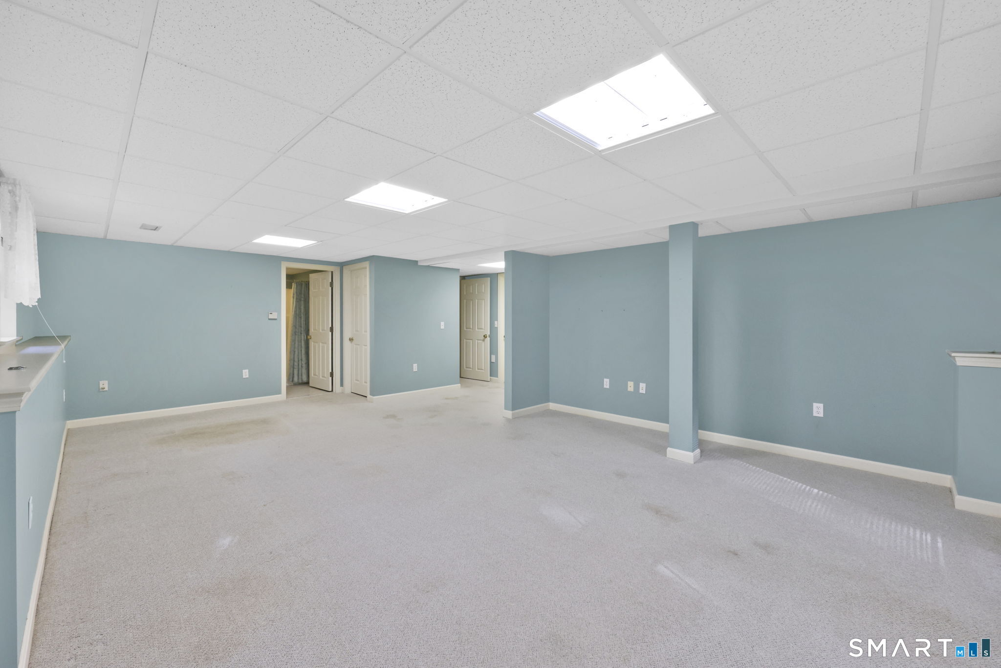 10 Knollwood Circle Enfield CT 06082