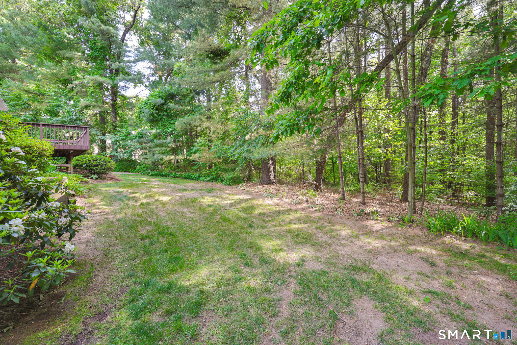 10 Knollwood Circle Enfield CT 06082