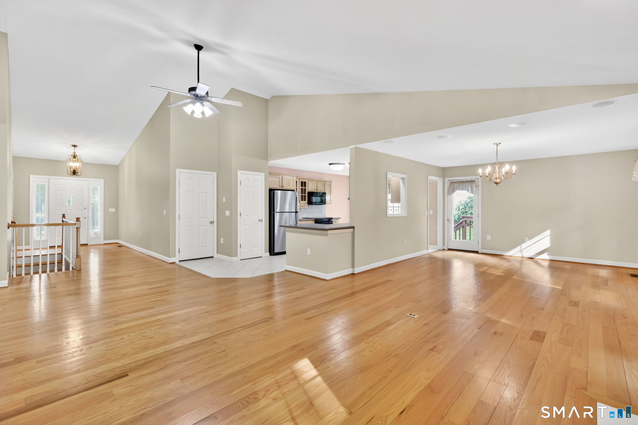 10 Knollwood Circle Enfield CT 06082