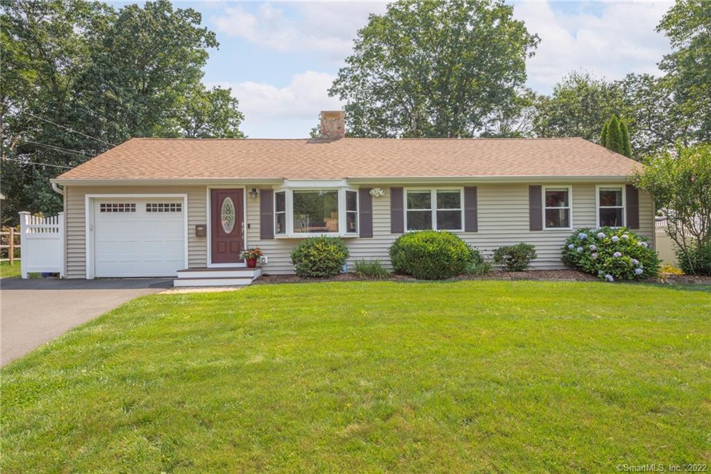 32 Cedar Street Wethersfield CT 06109