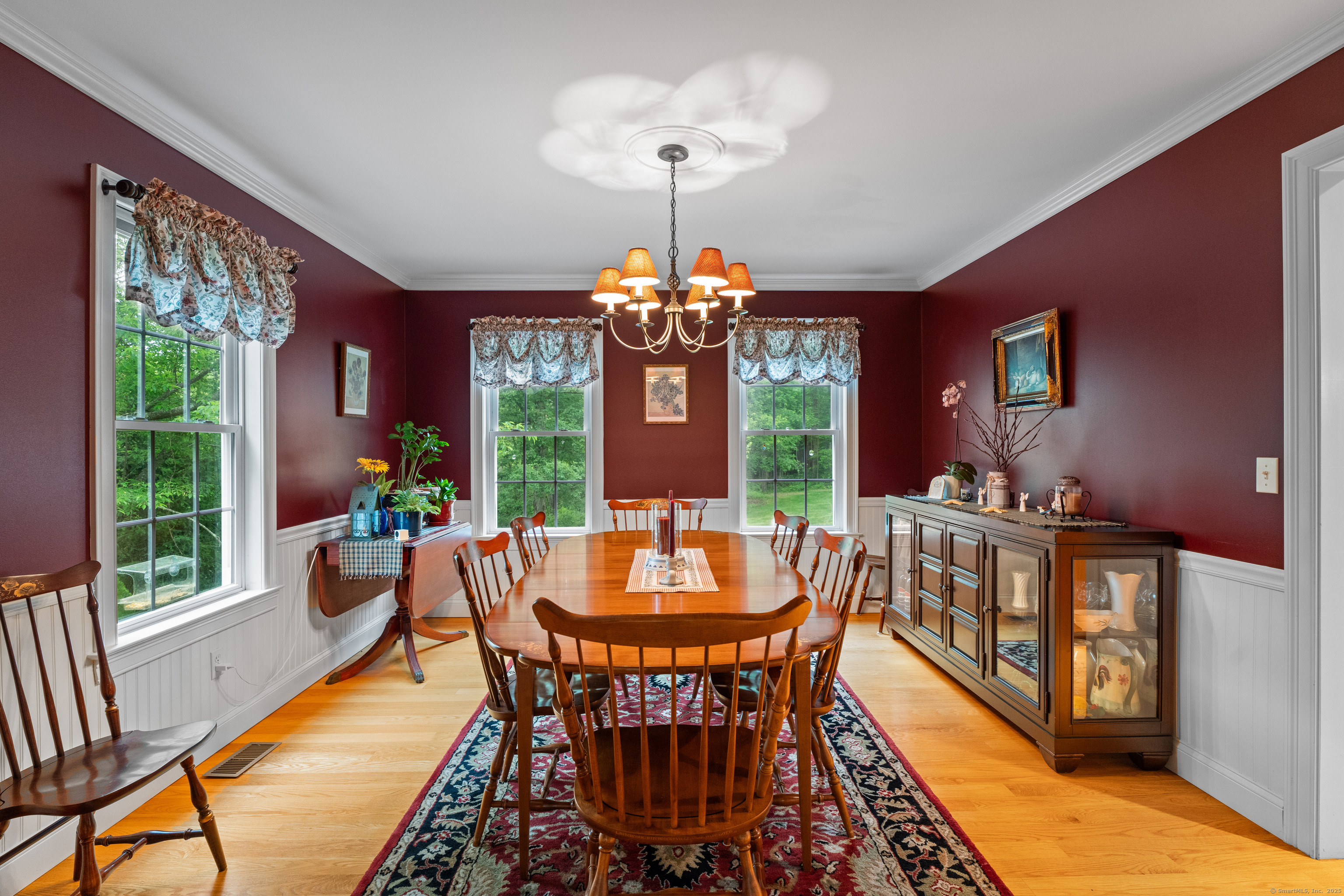 67 Warren Glen Burlington CT 06013