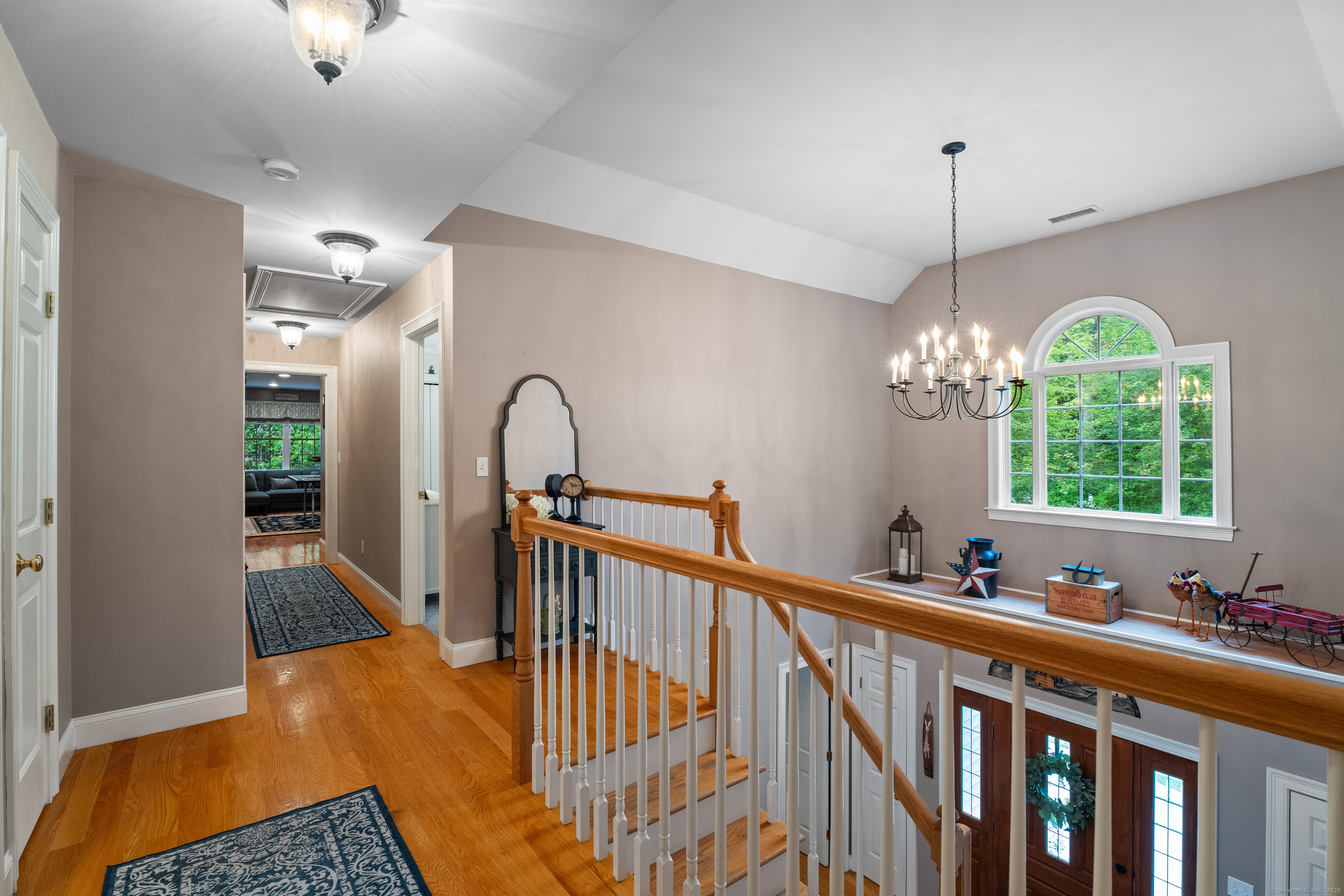 67 Warren Glen Burlington CT 06013