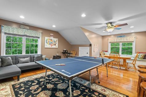 67 Warren Glen Burlington CT 06013