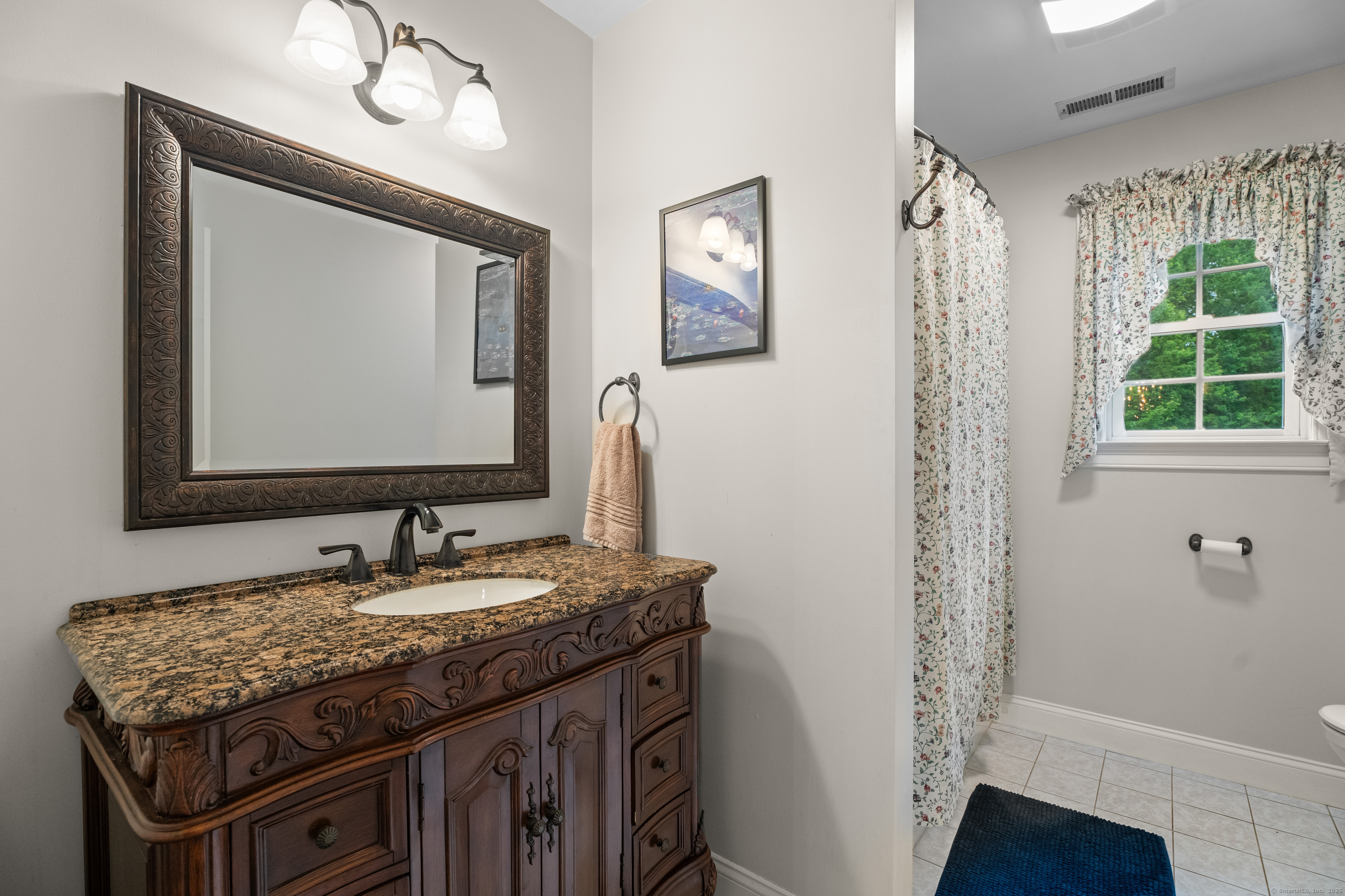 67 Warren Glen Burlington CT 06013