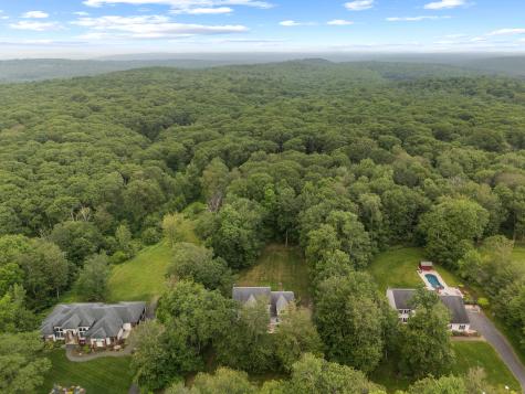 67 Warren Glen Burlington CT 06013