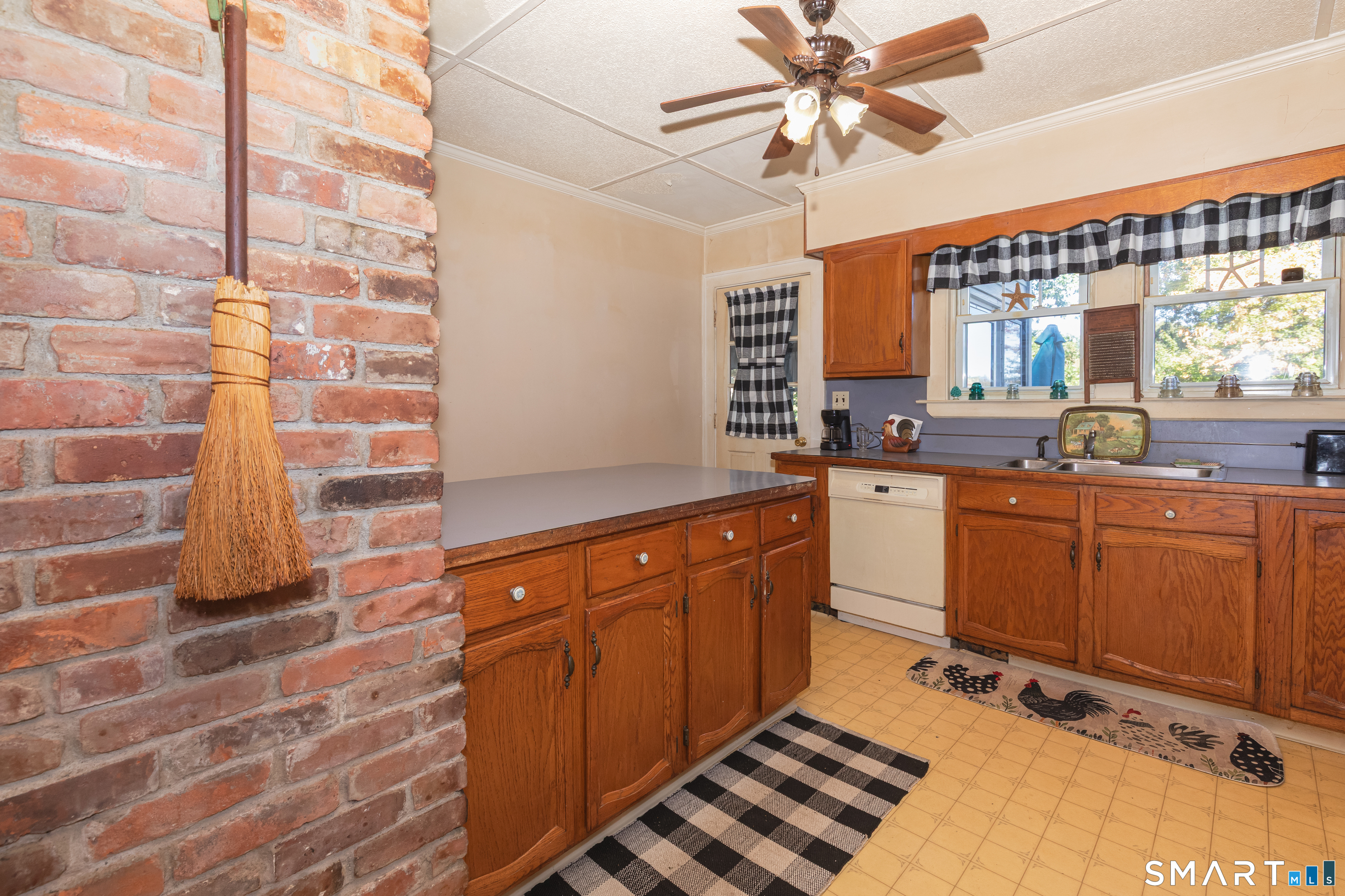516 Chipman Street Waterbury CT 06708
