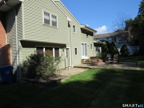 11 Franklin Circle Newington CT 06111